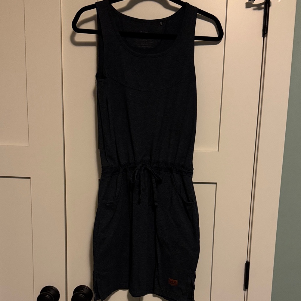 Jack Wolfskin Sleeveless Dress with Waist Tie